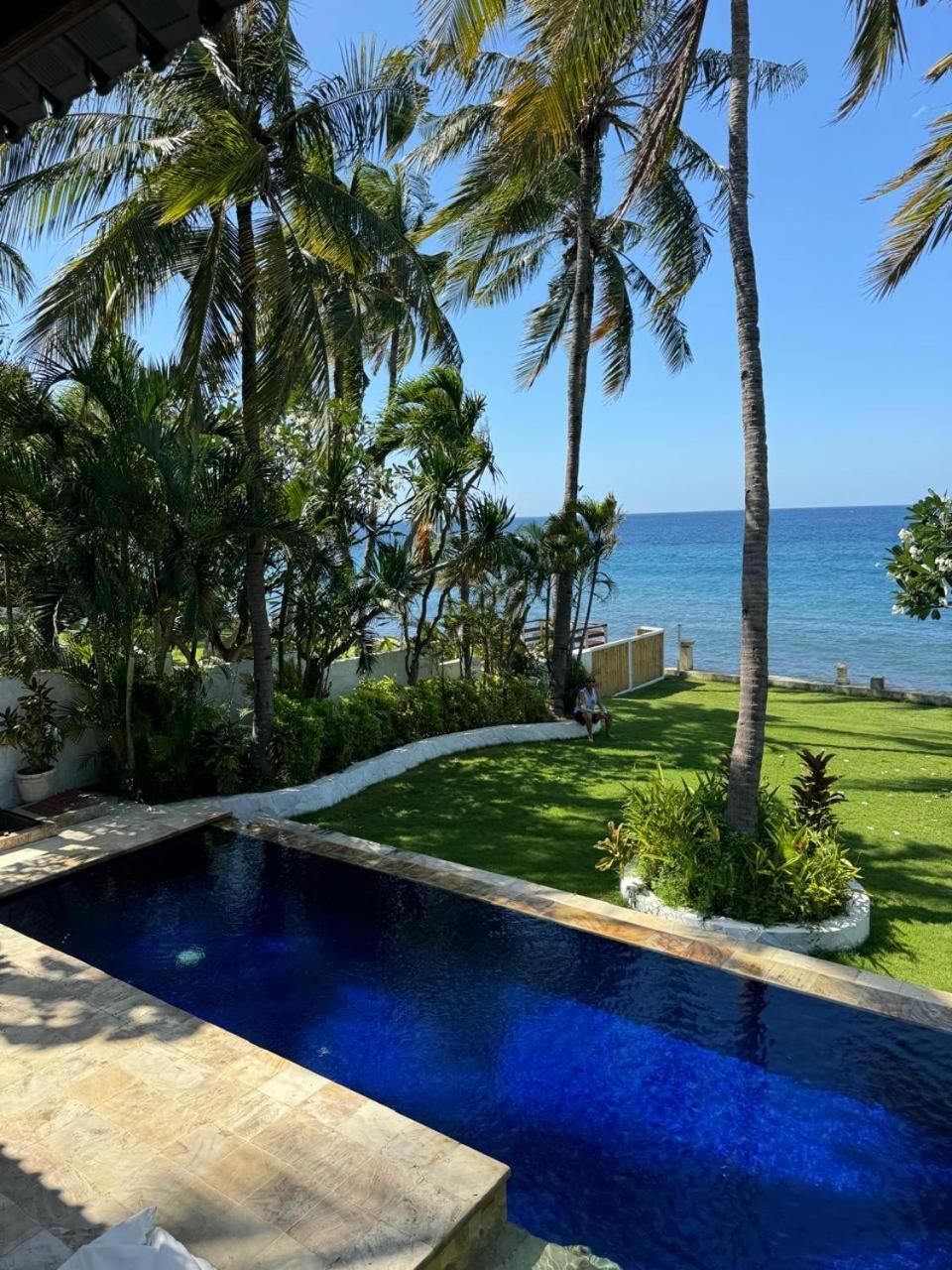 Kanna Seafront Estate Tulamben Exterior photo
